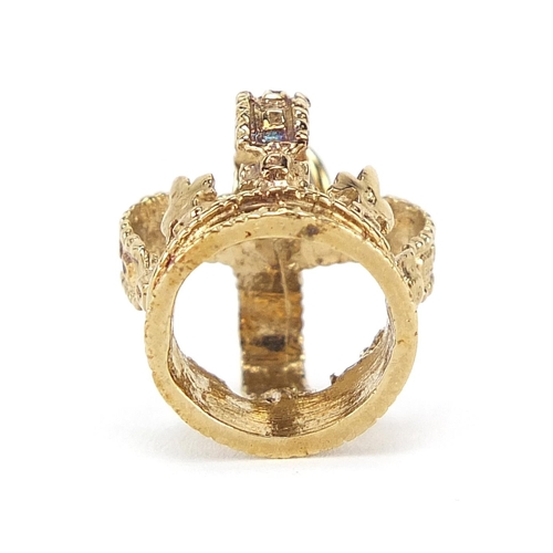 873 - 9ct gold St Edward's crown charm, 2.3cm high, 4.2g