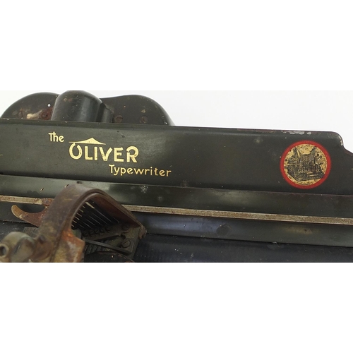 1047 - Vintage Oliver no5 typewriter