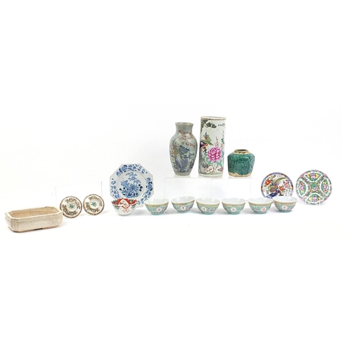 211 - Assorted Chinese items to include large hand painted vase, ginger jar and bowls, the largest 28cm hi... 