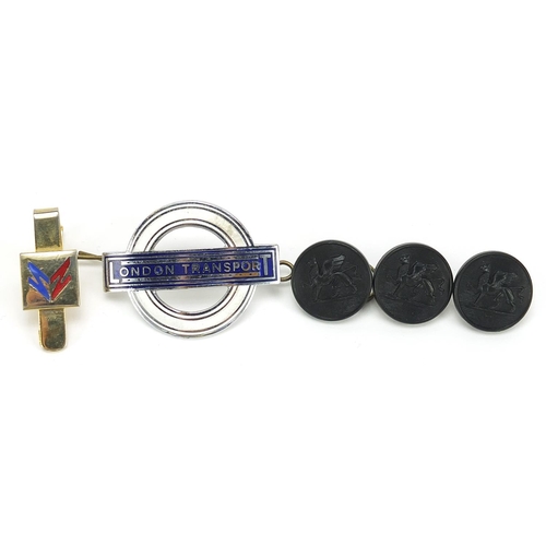 919 - Vintage London Transport badge, three buttons and a tie clip