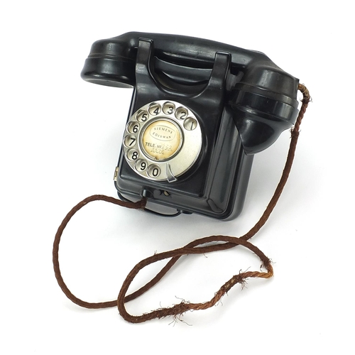 1010 - Vintage Siemens bakelite wall telephone, 19.5cm high