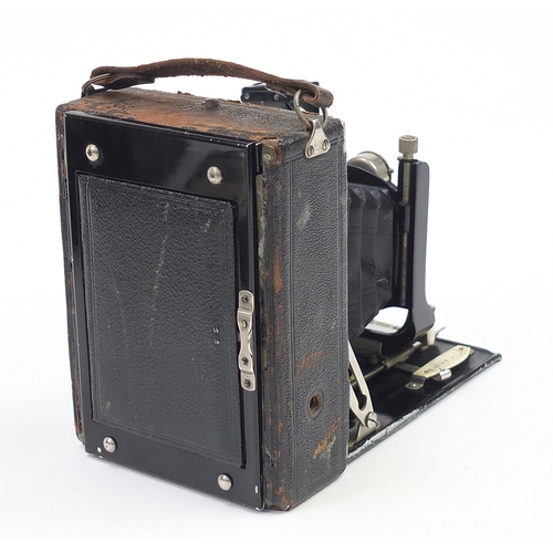 1040 - Early 20th century Thornton Pickard Imperial pocket plate camera with leather case