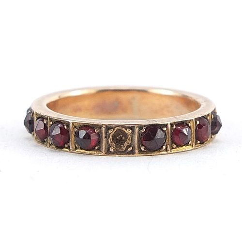 178 - Antique unmarked gold garnet eternity ring, size L, 3.3g