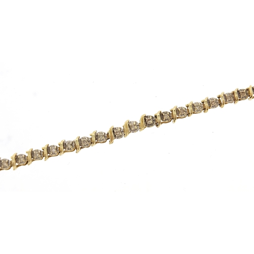 118 - 14ct gold diamond bracelet, 20cm in length, 7.5g