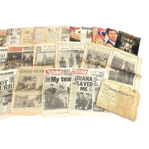 62 - Group of vintage newspapers to include Diana's wedding, moon landing and King George V death