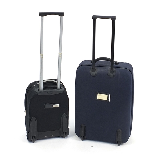 212 - Odyssey Companion suitcase and International Traveller suitcase, the largest 65cm high