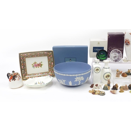 1984 - Collectable china and glassware including Davenport, Wedgwood, Aynsley, Caithness and Wade Whimsies,... 