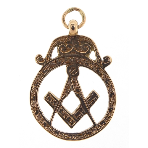 166 - 9ct gold masonic pendant, 3.0cm high, 3.8g