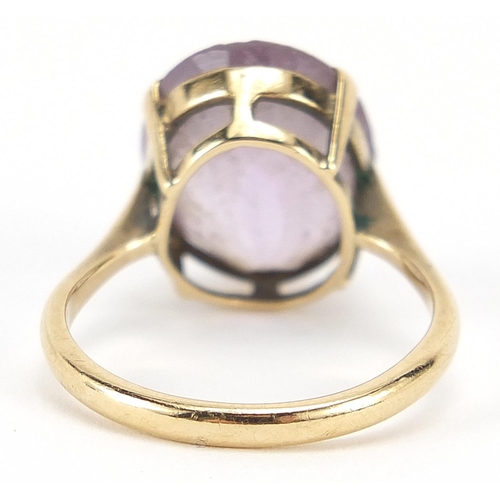 193 - 9ct gold amethyst ring, size L, 3.4g