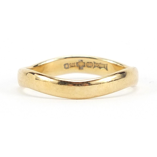 187 - 9ct gold wedding band, size P, 2.1g