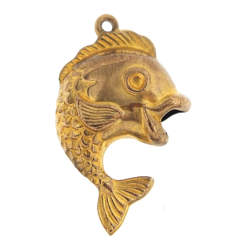 95 - 9ct gold fish charm, 2.5cm high, 1.5g