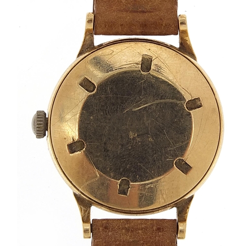 267 - Baume, vintage gentlemen's gold wristwatch, 32mm in diameter