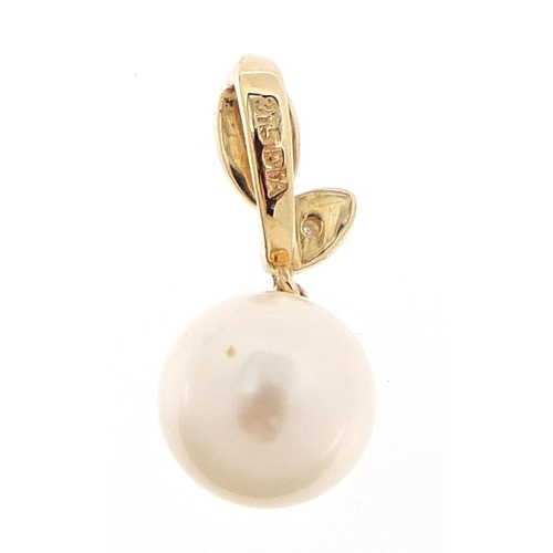 296 - 9ct gold pearl and diamond pendant, 1.6cm high, 0.9g