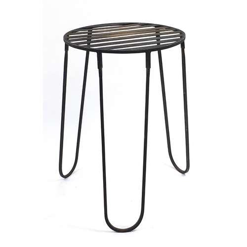 72 - Stylish wrought iron garden table, 78cm high