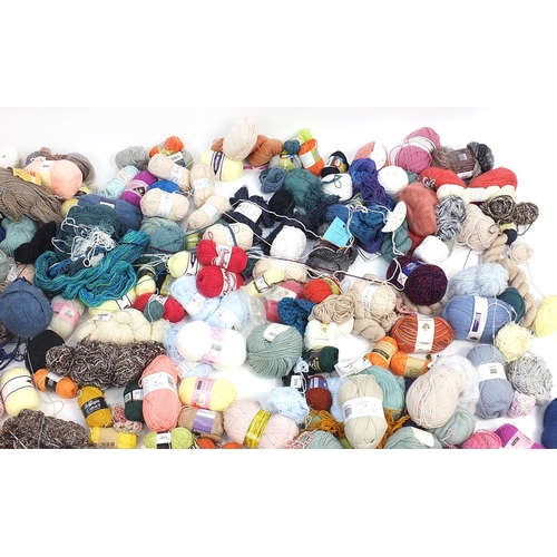 101 - Large quantity of knitting wools