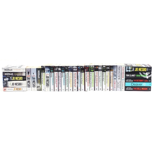 216 - Paperback novels, Peter Robinson, Joe Nesho,   Henning Mankell