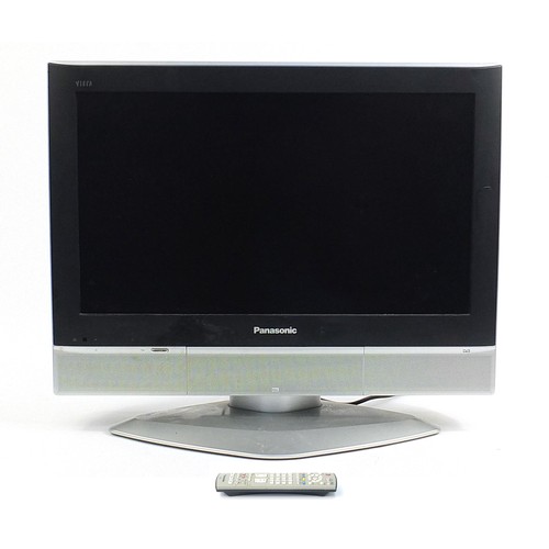 135 - Panasonic 26 inch LCD TV with remote, model TX-26LXD52