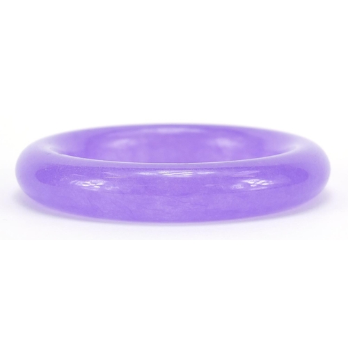 671 - Chinese lavender jade bangle, 8.5cm in diameter, 90.2g