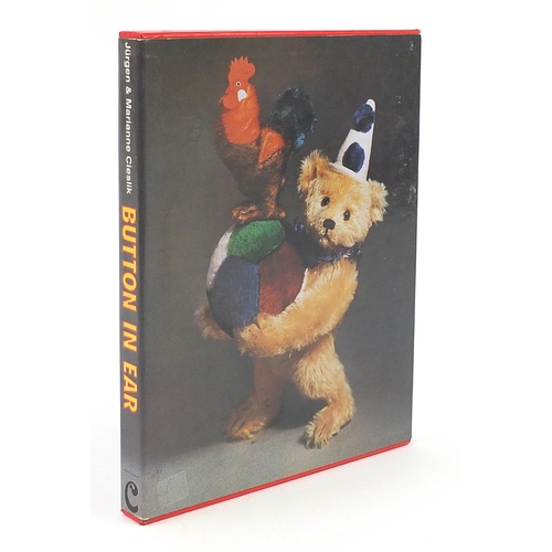 1378 - Steiff miniature teddy bear display cabinet and Button In Ear hardback book by Jurgen & Marianne Cie... 