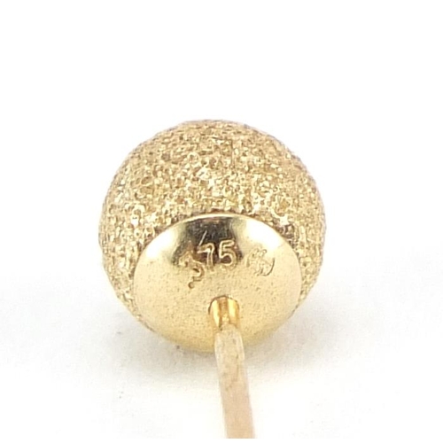 2138 - Pair of 9ct gold ball stud earrings, 5mm in diameter, 0.3g