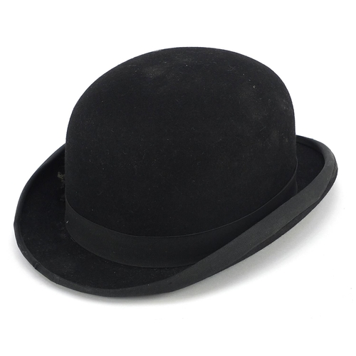 1237 - Dunn & Co of Piccadilly Circus London, gentlemen's bowler hat, the interior 20.5cm x 17cm