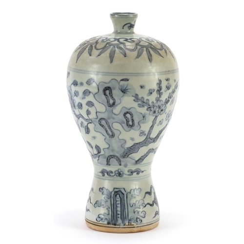 431 - Chinese blue and white porcelain Meiping vase hand painted with birds amongst flowers, 26cm high