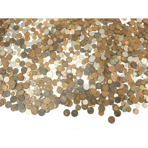 1021 - Extensive collection of antique and later British and world coinage