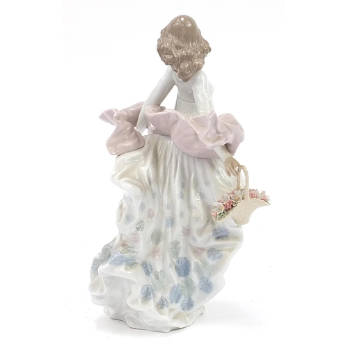 511 - Lladro figurine of a female in a flowing dress, numbered 5898