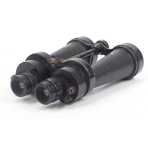 1585 - Pair of British military issue Barr & Stroud CF41 binoculars with leather case, serial number 73663,... 