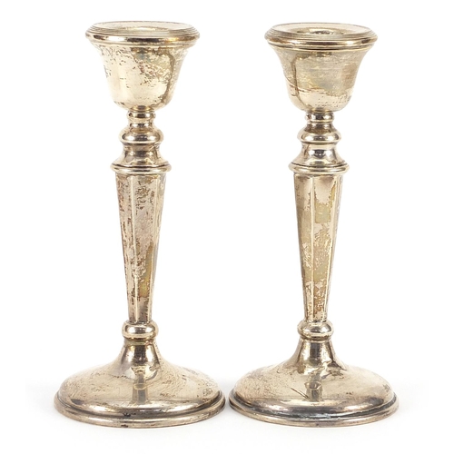 2265 - John Evans Second, pair of Edwardian silver circular based tapering candlesticks, London 1904, 15.2c... 