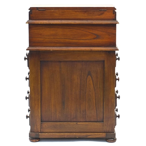 904 - Victorian style oak Davenport with lift up tops and fitted interior with drawers, 82cm H x 54cm W x ... 