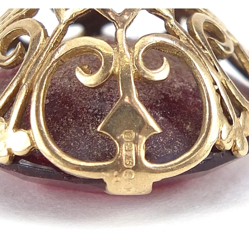 1696 - 9ct gold red stone fob, 2.5cm high, 7.0g