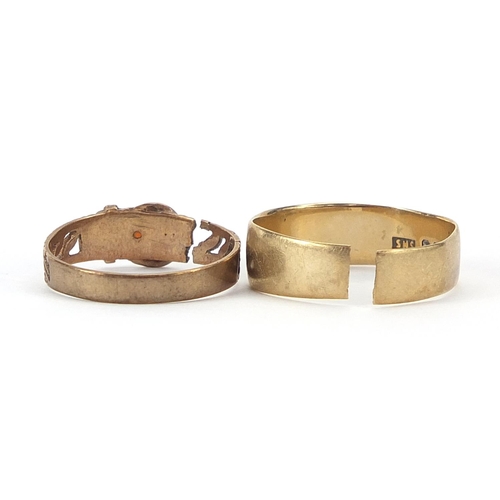 1768 - 9ct gold wedding band and 9ct gold buckle design ring set with a red stone, the largest size T, 4.8g