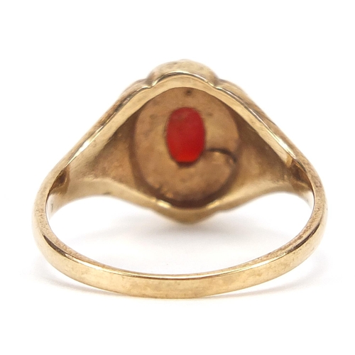 1924 - 9ct gold coral cabochon ring, size N, 3.0g