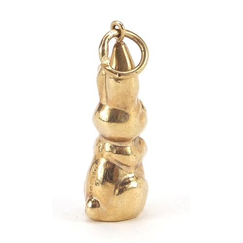 1976 - 9ct gold bunny rabbit charm, 2.3cm high, 1.0g