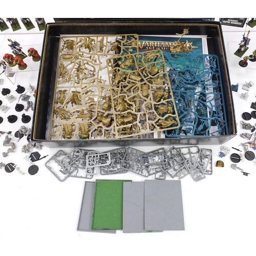 1511 - Warhammer Age of Sigmar and other Warhammer figures with paints