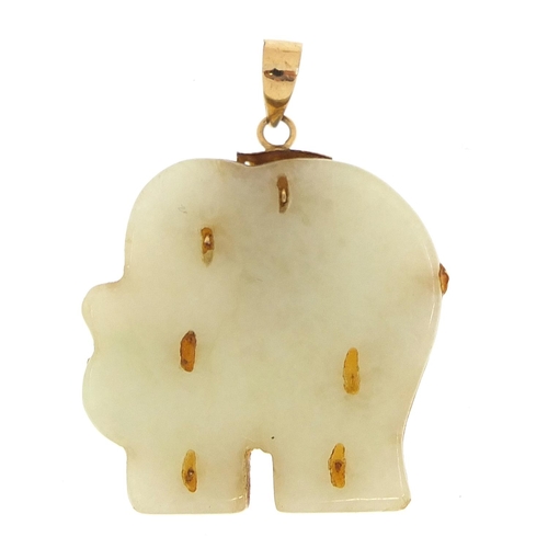 2058 - Chinese green jade elephant pendant with unmarked gold mounts, 3.2cm high, 5.4g