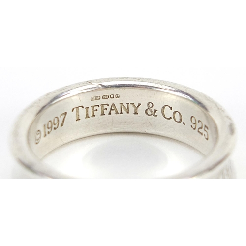 1911 - Tiffany & Co silver ring with box, size V, 9.1g