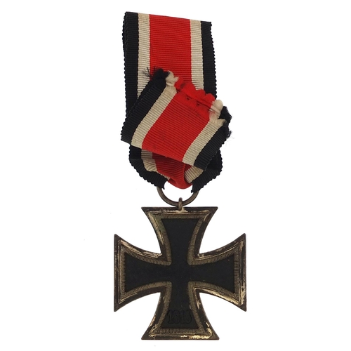 1532 - German military interest Iron Cross