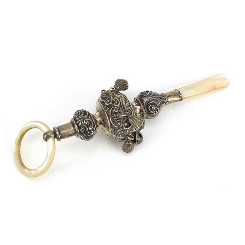 2252 - Sydney & Co Edwardian silver baby's rattle with mother of pearl handle and teething ring, Birmingham... 