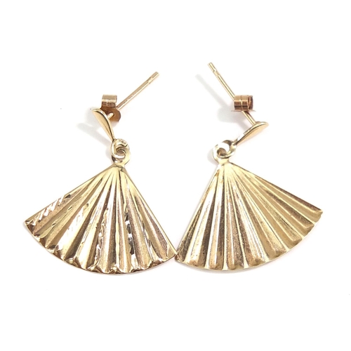 2034 - Pair of unmarked 9ct gold fan design earrings, 2.2cm high, 0.8g