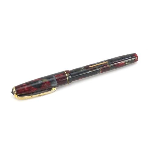 1003 - Chatsworth marbleised fountain pen with 14ct gold nib