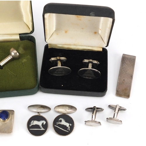 2186 - Collection of silver and white metal cufflinks, money clip and golf tee design propelling pencil, 88... 