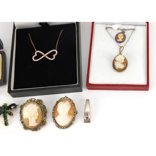 772 - Vintage and later jewellery including silver mounted cameos and silver pendants on necklaces