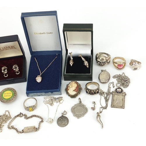 2173 - Silver and white metal jewellery including bracelets, skull ring, dolphin earrings and necklaces, to... 