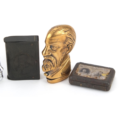 422 - Commemorative collectables including Edward VII vulcanite vesta case and cufflinks