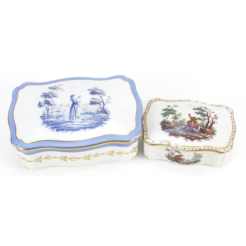 372 - Richard Ginori, two Italian boxes and covers decorated with figures, the largest 14cm wide