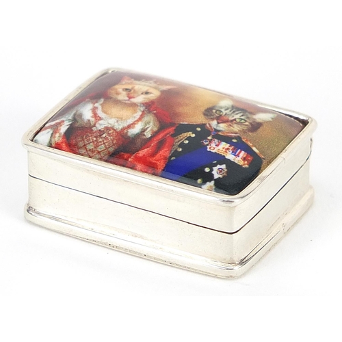 2270 - Rectangular sterling silver pill box, the hinged lid enamelled with a cat king and queen, 3.2cm wide... 