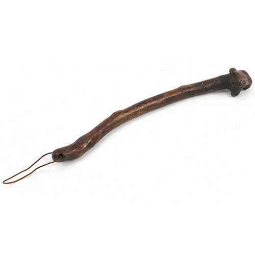 1276 - Irish naturalistic wood shillelagh, 39cm in length