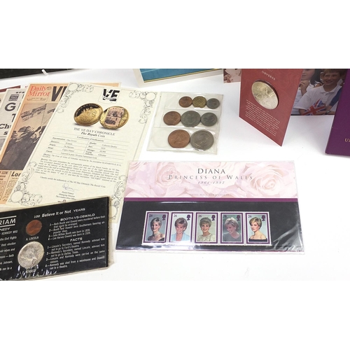 1180 - Uncirculated and proof coinage including Royal Canadian Mint 1978 collection United Kingdom uncircul... 